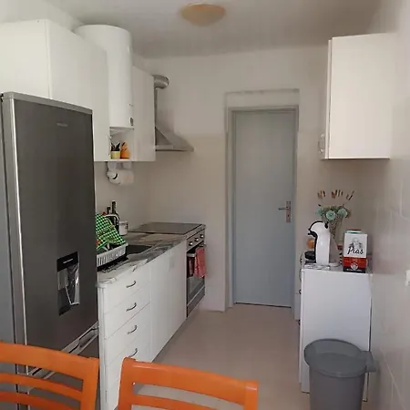 Casa Dos Golfinhos アパート