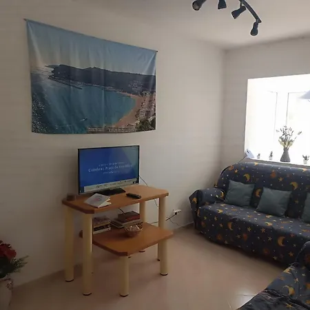アパート Casa Dos Golfinhos